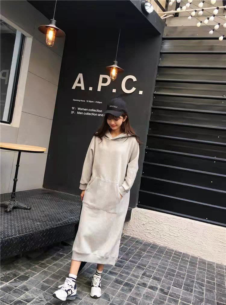 ロングワンピース ゆったりフーディーマキシ丈ワンピース
