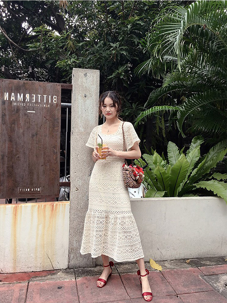 ロングワンピース レース 透かし編み総レースの優雅な半袖ロングワンピース