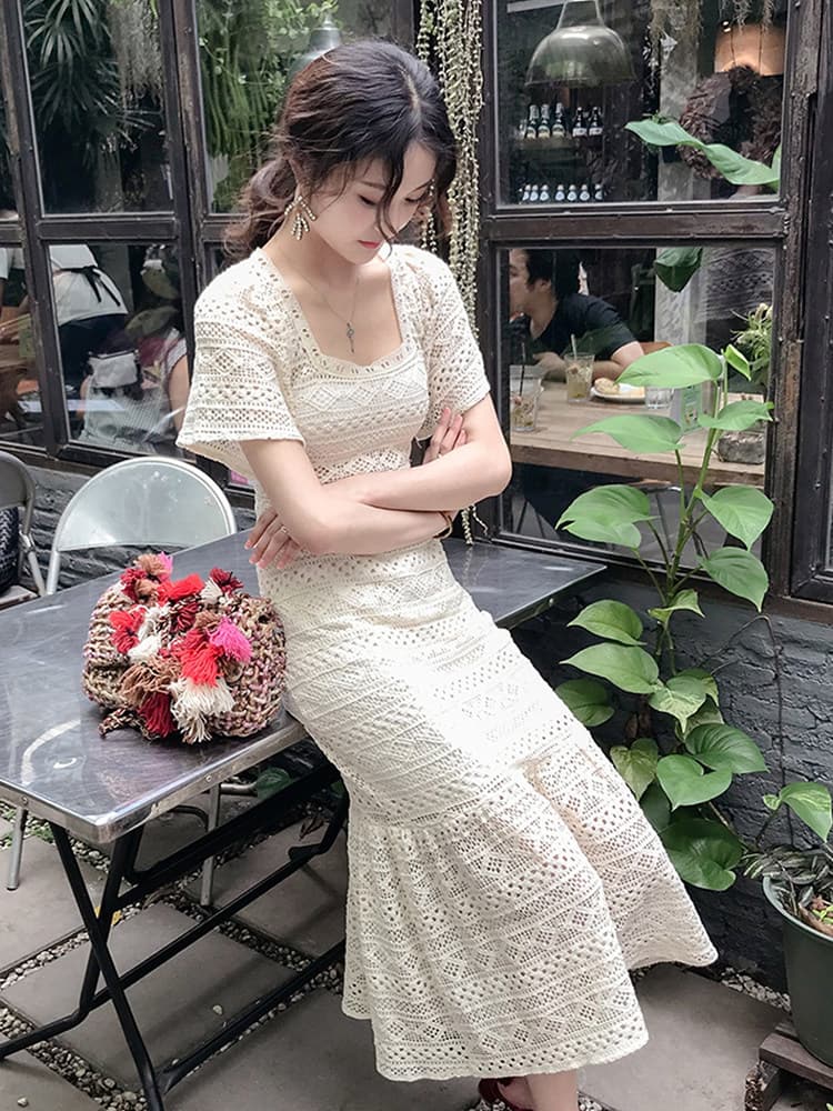 ロングワンピース レース 透かし編み総レースの優雅な半袖ロングワンピース