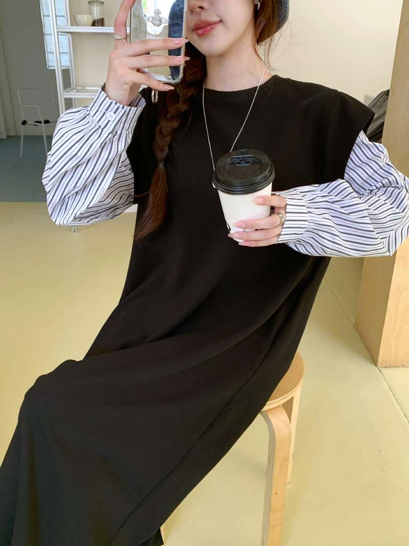 ロングワンピース ストライプ切替シームレスニットワンピース