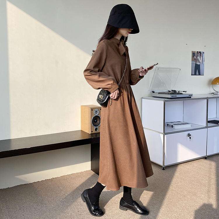 ロングワンピース シンプル襟付きギャザーワンピース