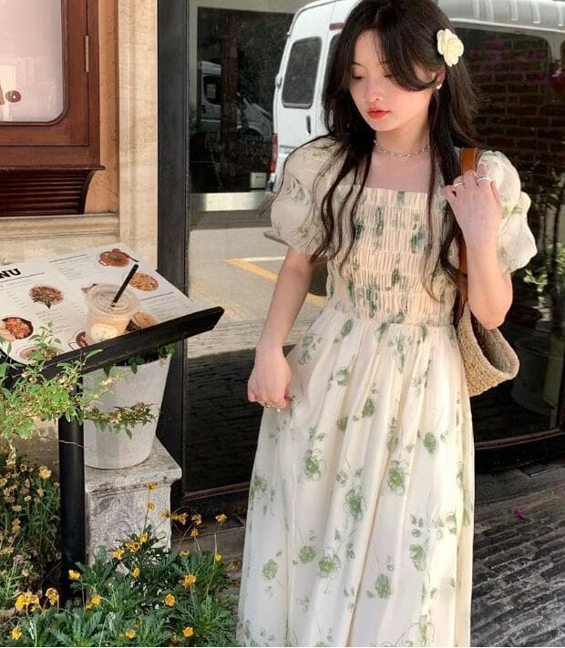 花柄フレアロングワンピース 婦人服 お洒落 二色展開