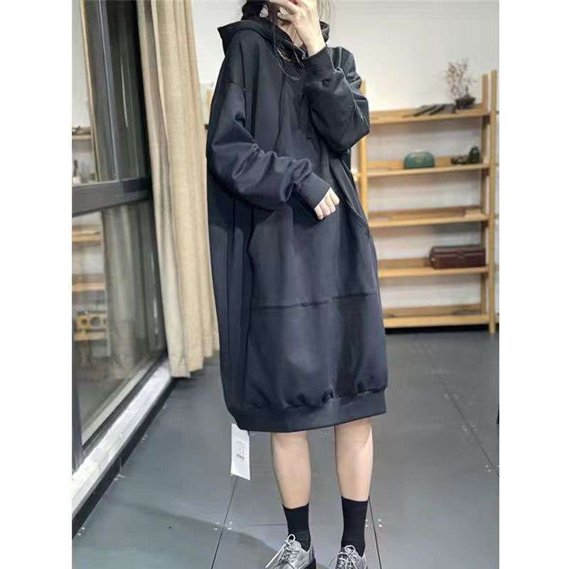 ロングワンピース ゆったりフードロングワンピース