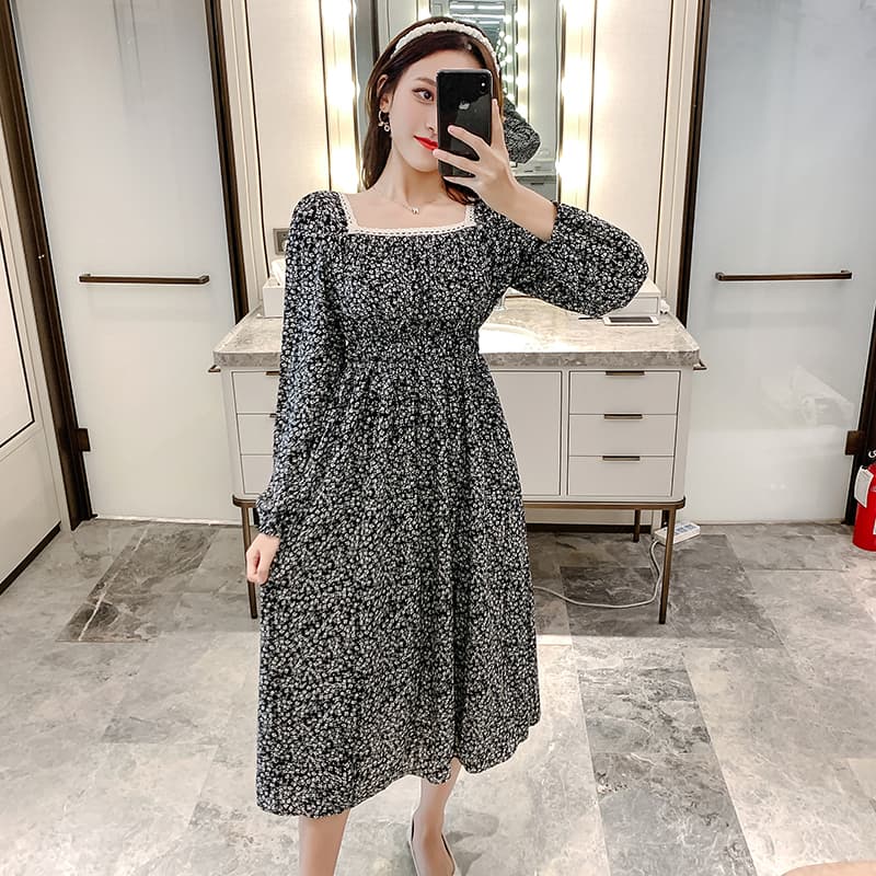 ロングワンピース レース 花柄シャーリング長袖ロングワンピース