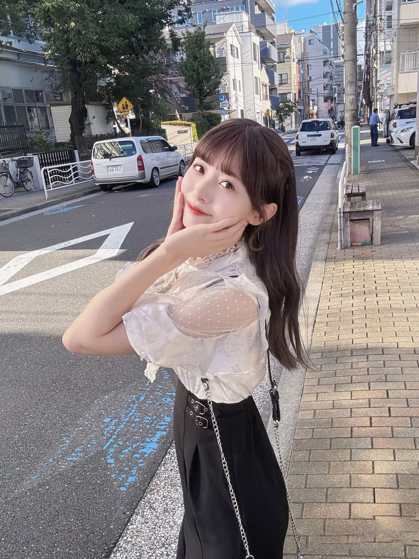 ロングワンピース ふんわり袖レースリボンワンピース
