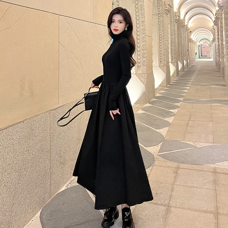 すっきりシルエット タートルネックロングワンピース