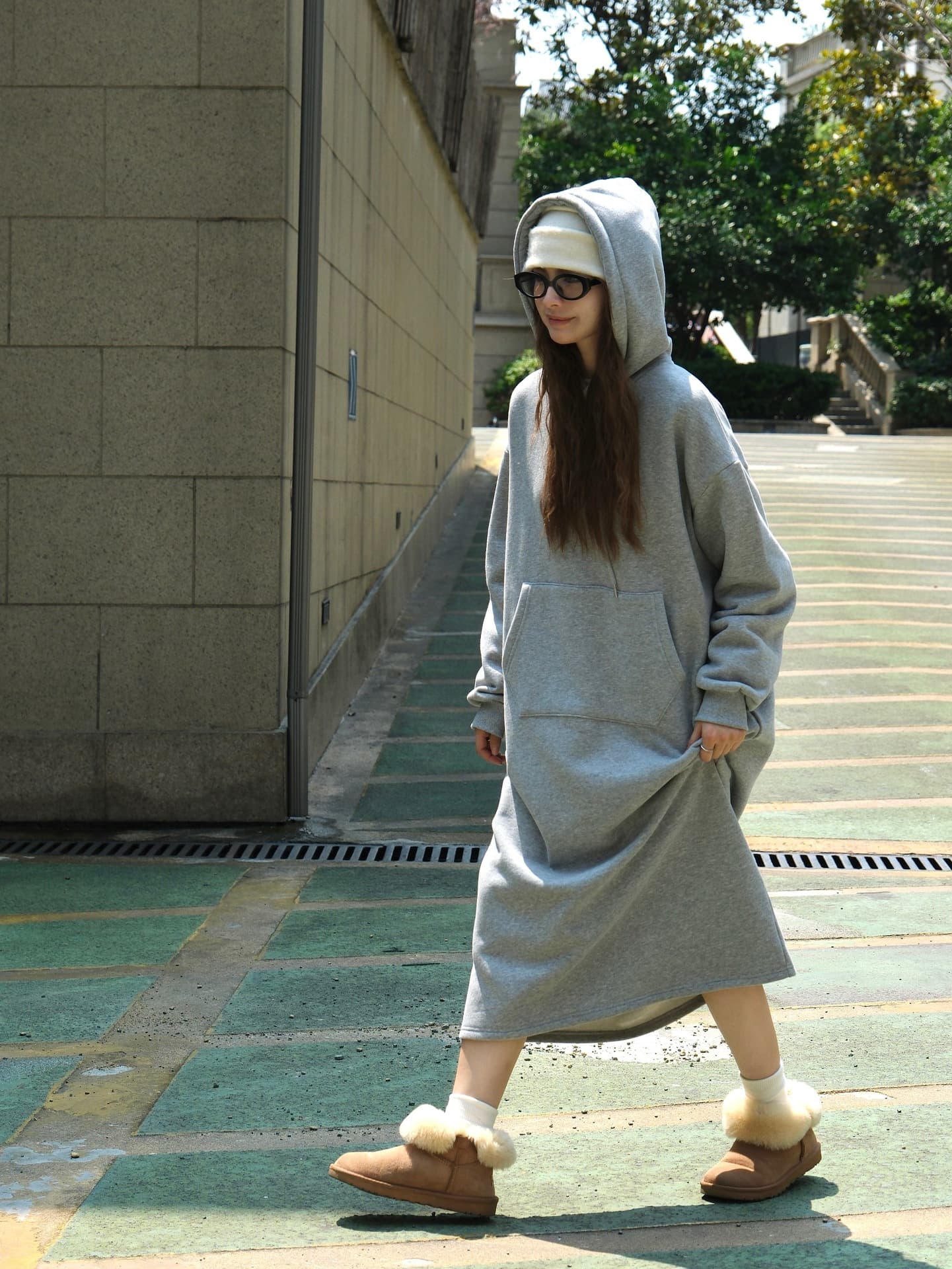 ロングワンピース ふんわりあったかフード付きワンピース