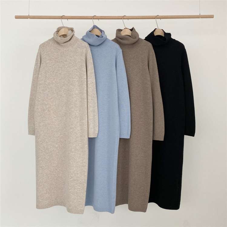 ロングワンピース タートルネックリラックスワンピース