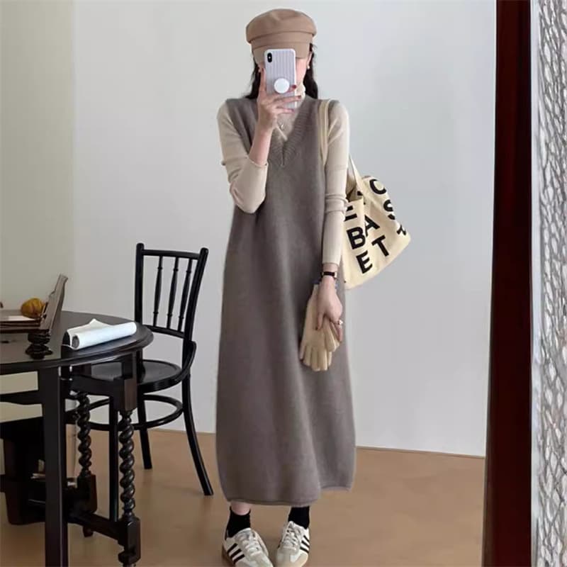 ロングワンピース シンプル上品ニットベストワンピース