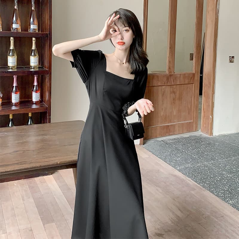 ロングワンピース スクエアネック半袖ロングワンピース