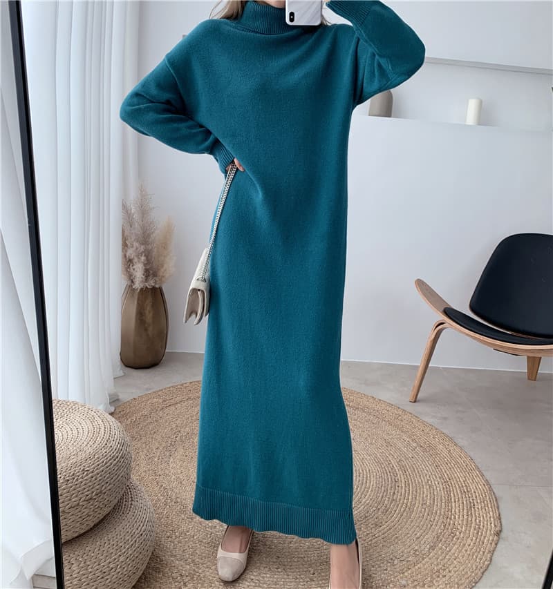 ロングワンピース タートルネック ゆったりニットタートルネックロングワンピース