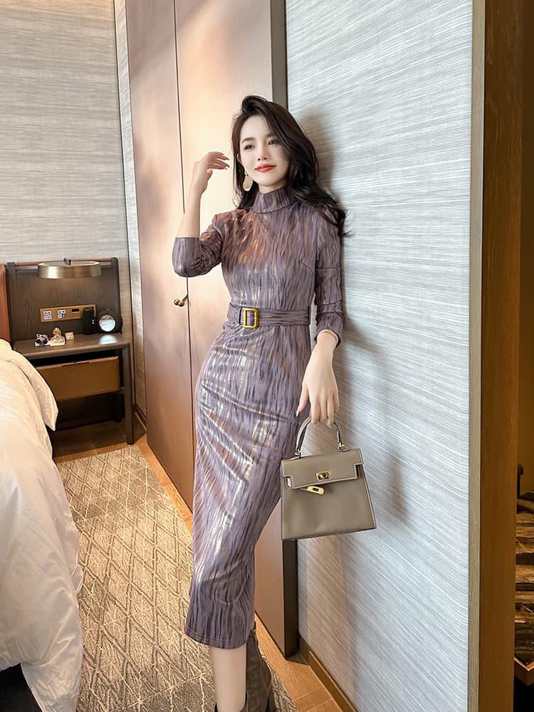 ワンピース タートルネック 質感際立つすっきりシルエットタートルネック