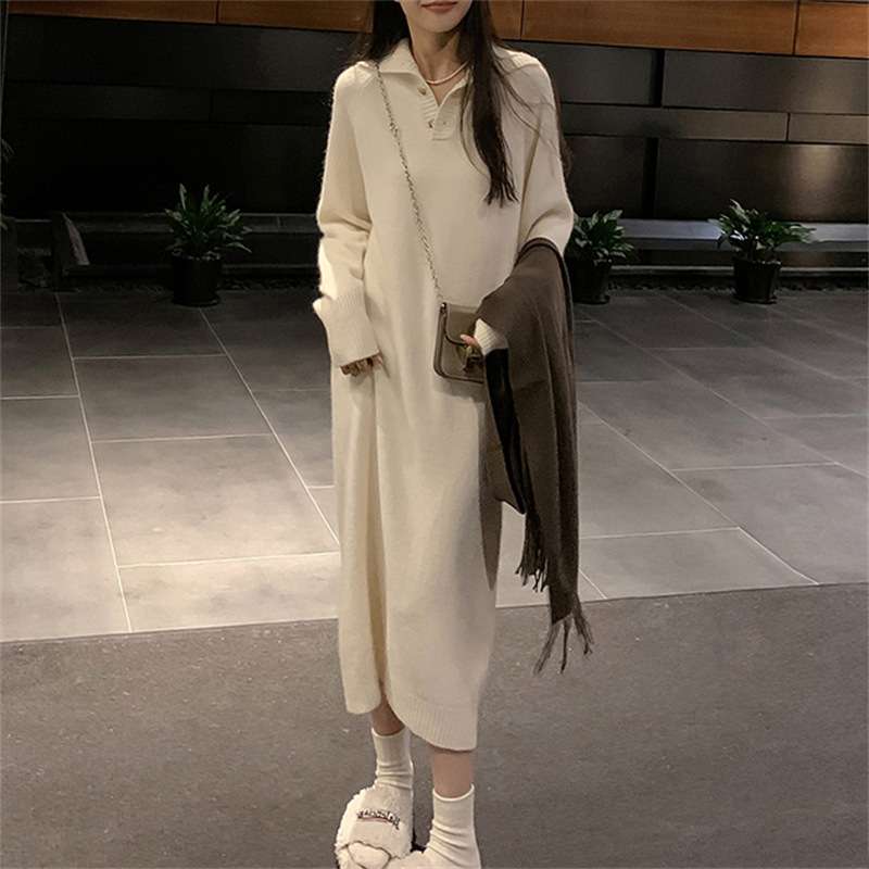 ロングワンピース ゆったりハイネックワンピース
