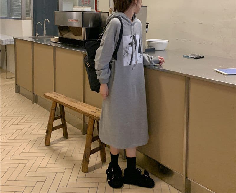 ロングワンピース フード付き切替ゆるふわワンピース