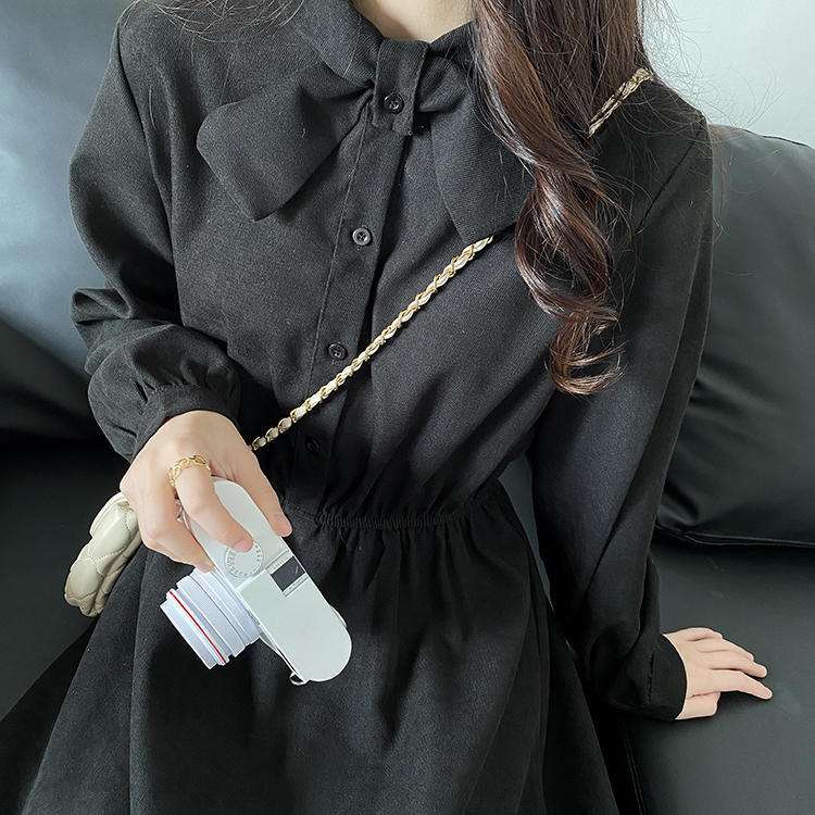 ロングワンピース シンプル襟付きギャザーワンピース