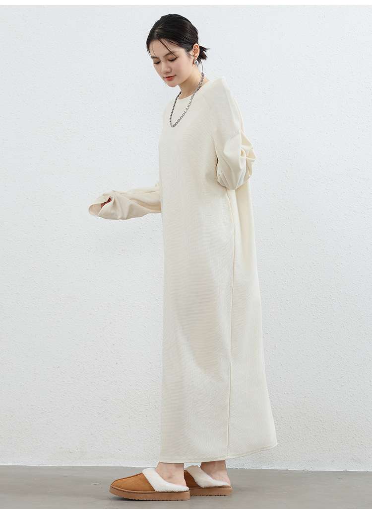 ロングワンピース ゆったり着られる癒しのニットワンピース