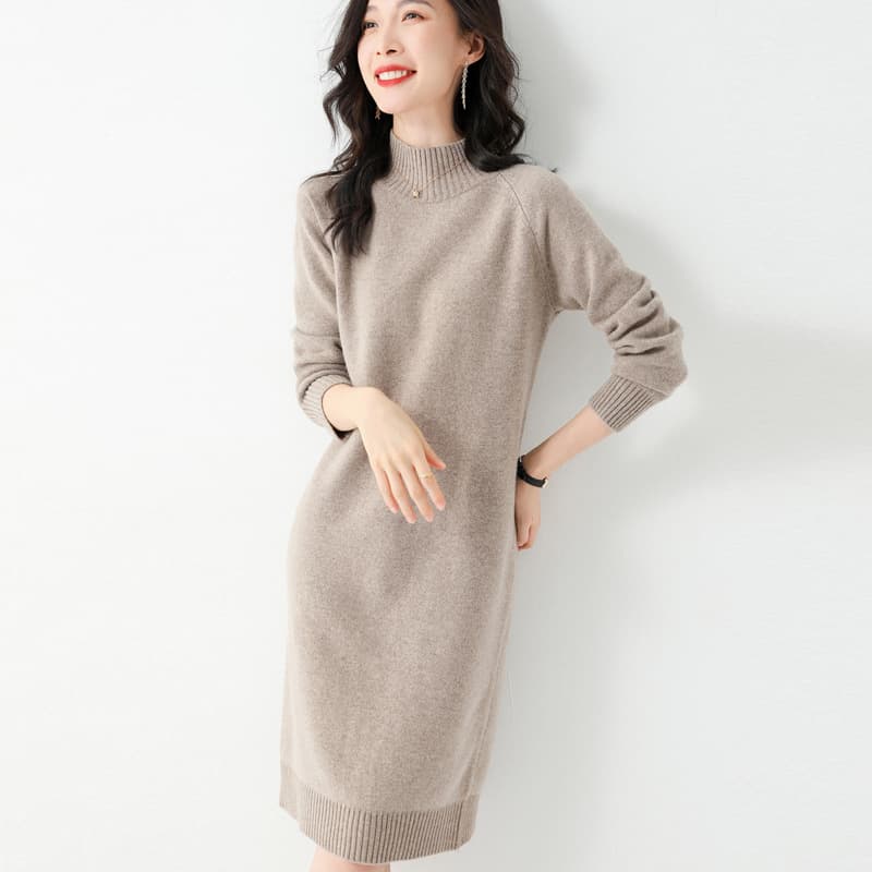 ロングワンピース ゆったりシルエット タートルネックニットワンピース