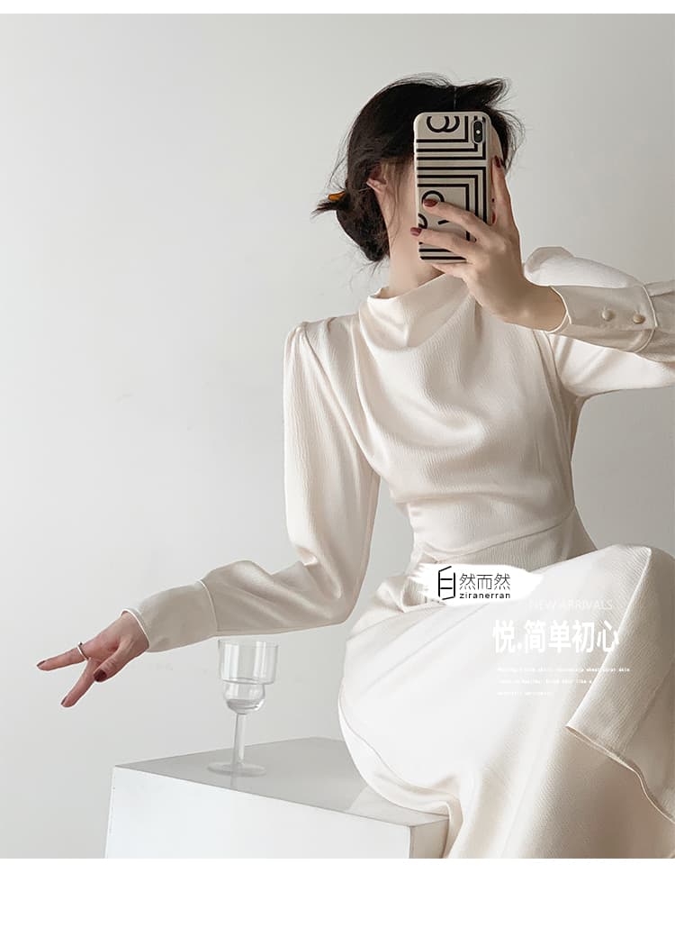 ロングワンピース タートルネック リブニット素材のウエストマーク長袖高襟ワンピース