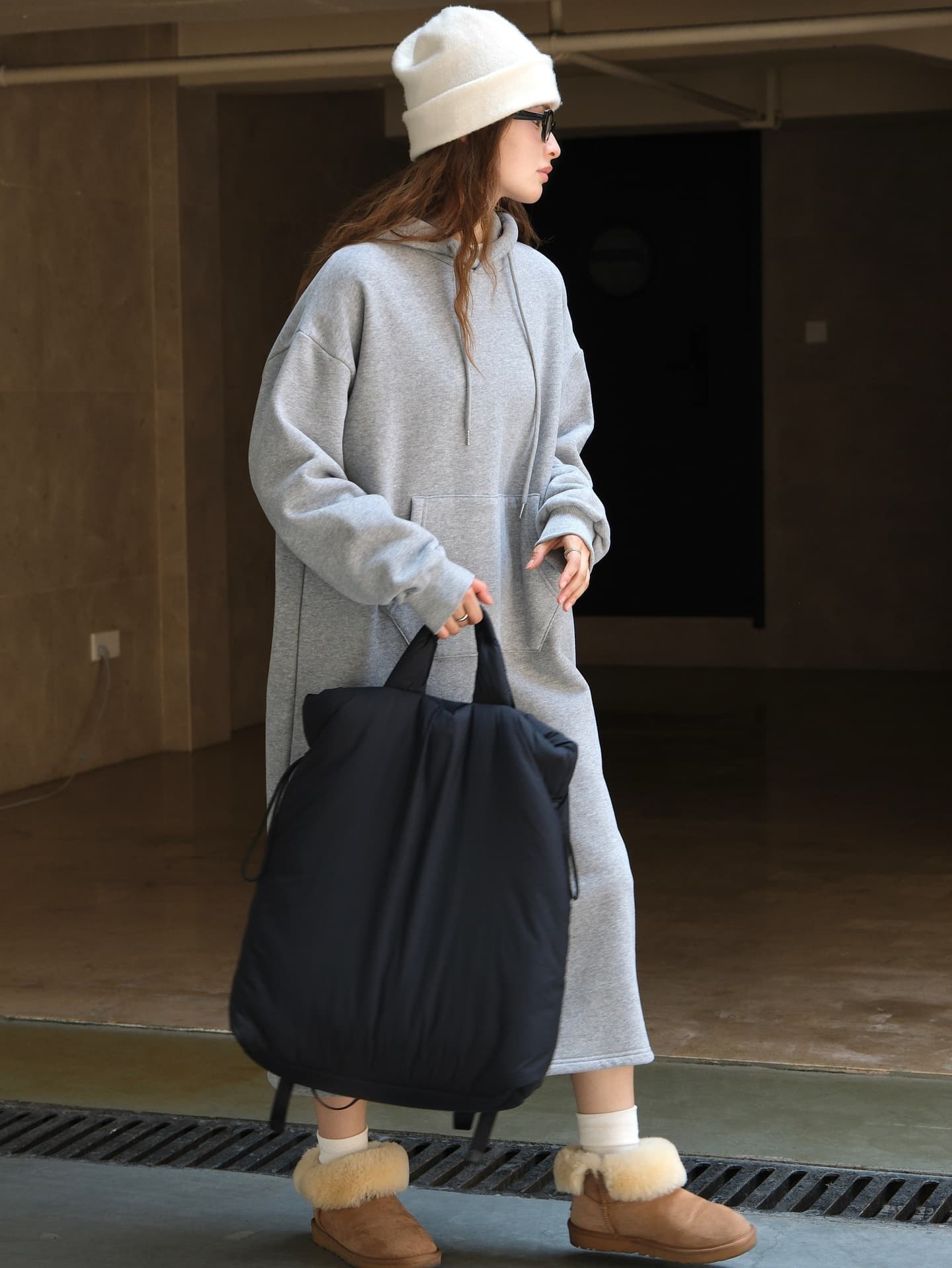ロングワンピース ふんわりあったかフード付きワンピース