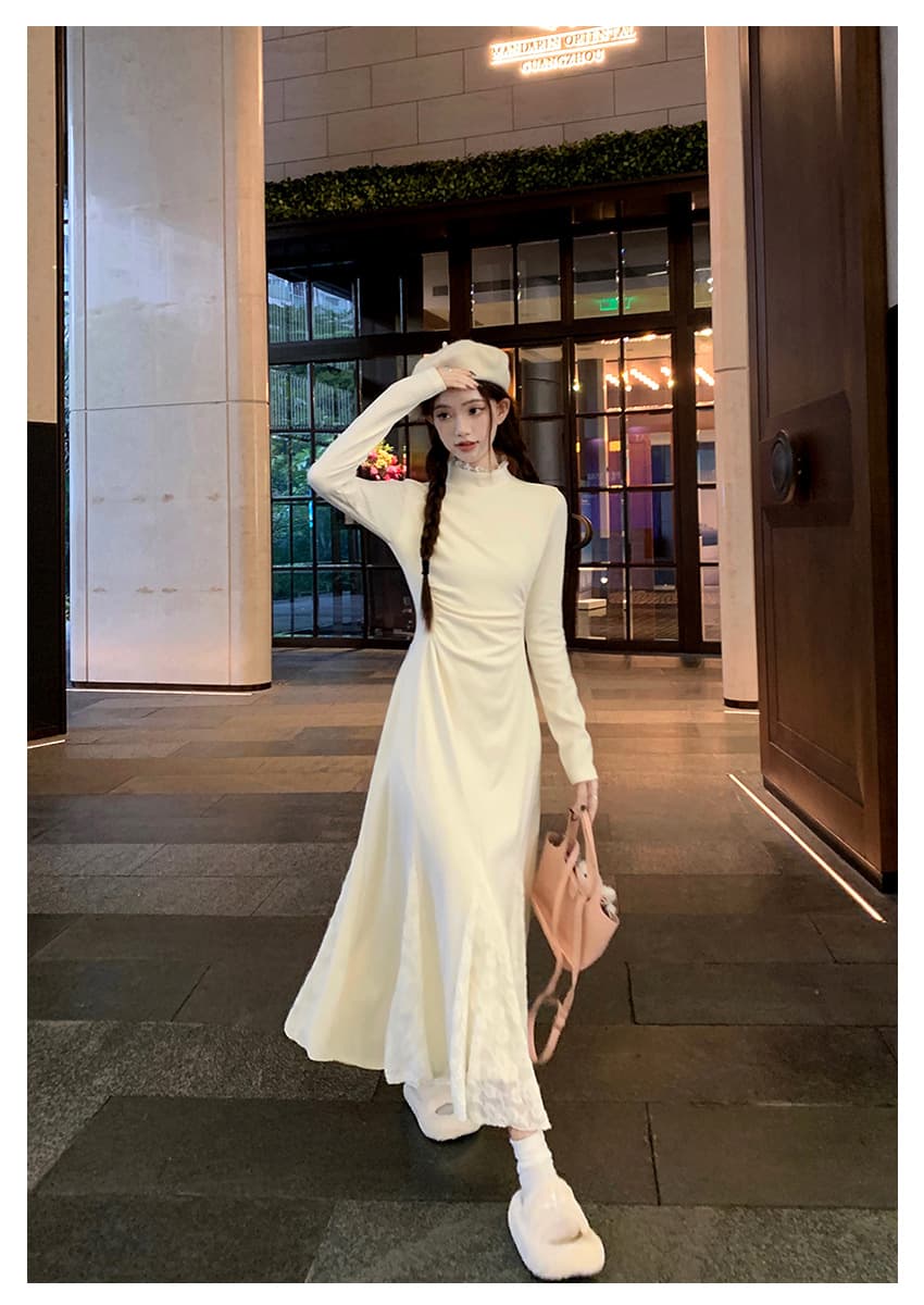 ロングワンピース 優美なフレア レースワンピース