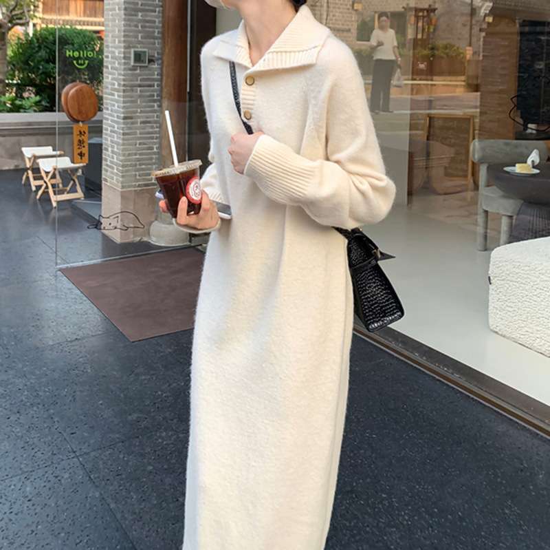 ロングワンピース ゆったりハイネックワンピース