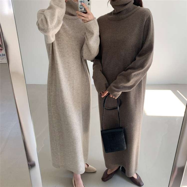 ロングワンピース タートルネックリラックスワンピース