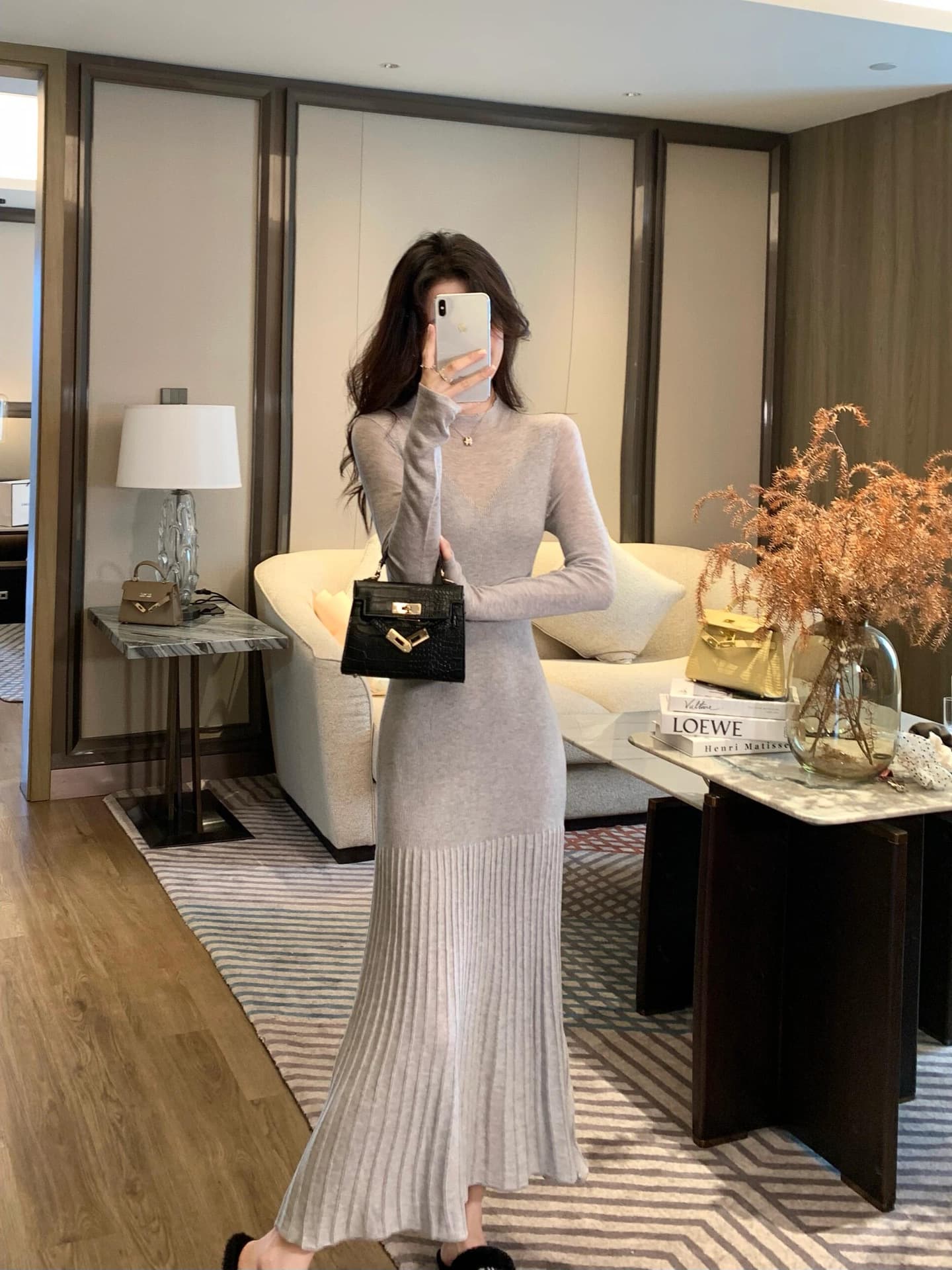 ロングワンピース ニュアンスプリーツニットワンピース