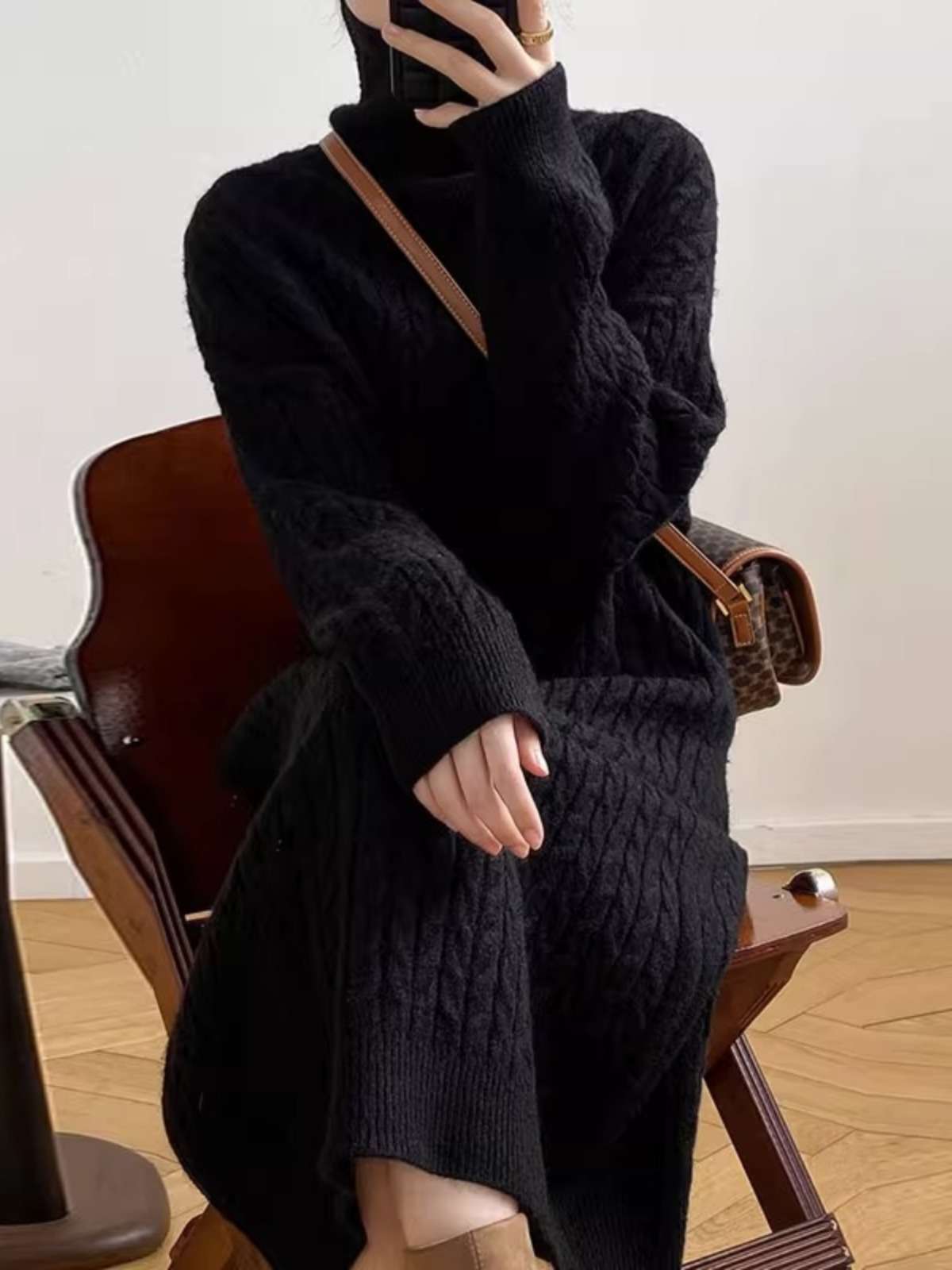 ロングワンピース ケーブル編みタートルネックロングワンピース