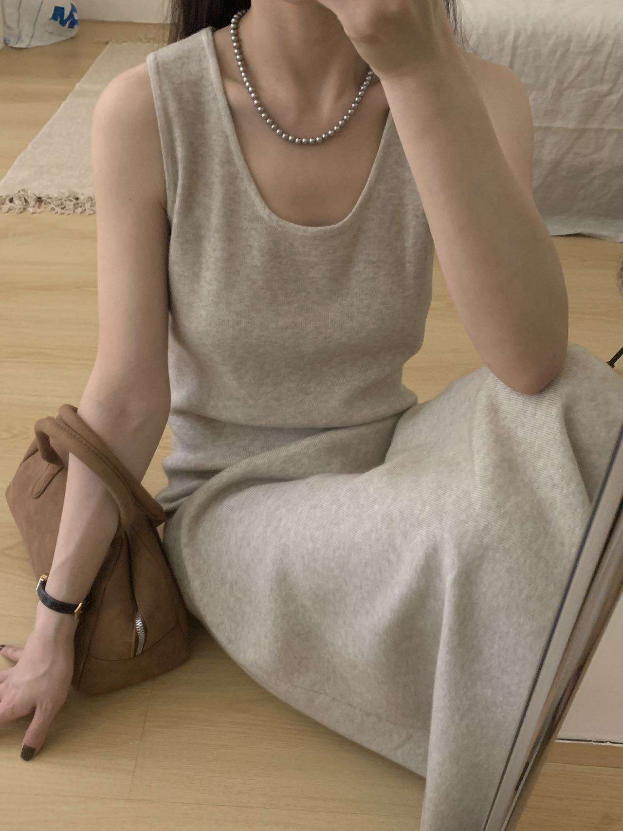 ロングワンピース 上質なリブニットロングワンピース