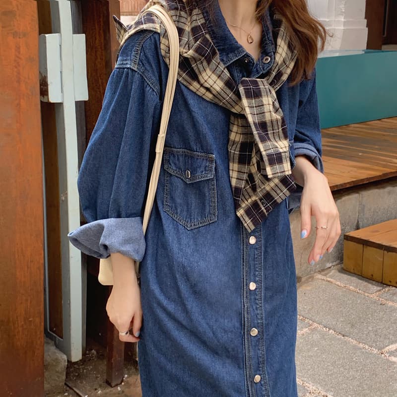 ロングワンピース レトロ風デニムシャツワンピース 長袖ゆったり膝下丈