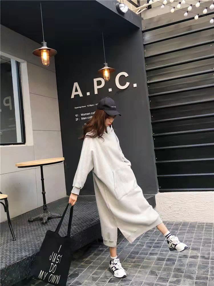 ロングワンピース ゆったりフーディーマキシ丈ワンピース