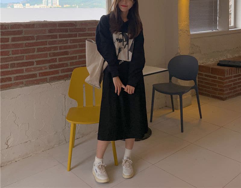 ロングワンピース フード付き切替ゆるふわワンピース
