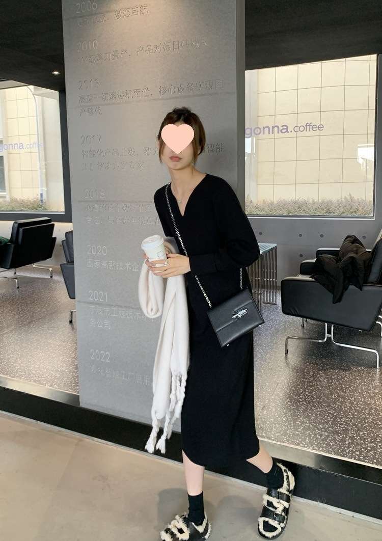 ロングワンピース ゆったりリラックス長袖ニット素材ワンピース
