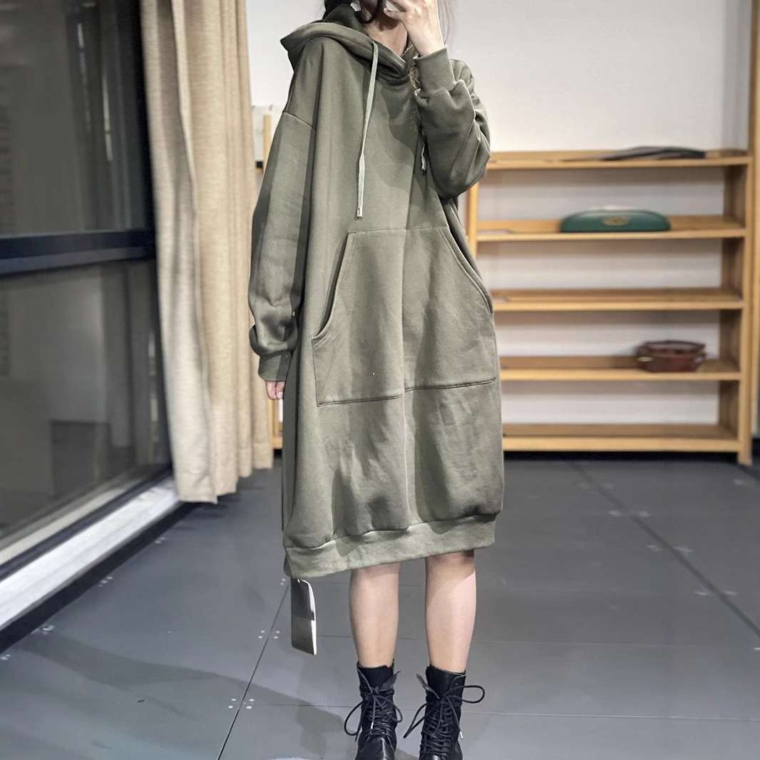 ロングワンピース ゆったりフードロングワンピース
