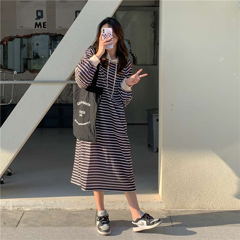 ロングワンピース ゆったりボーダーフードワンピース