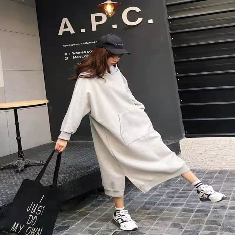 ロングワンピース ゆったりフーディーマキシ丈ワンピース