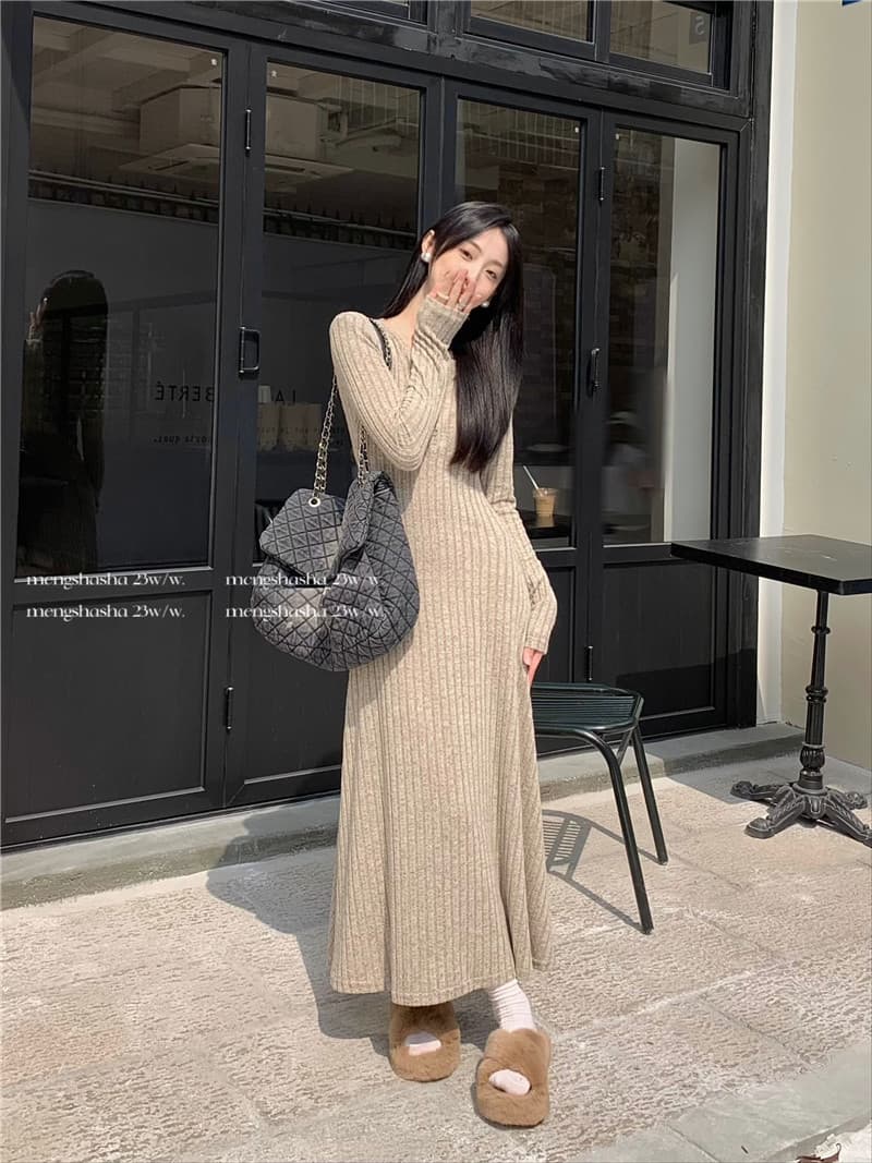 ロングワンピース リブ編みロマンチックワンピース
