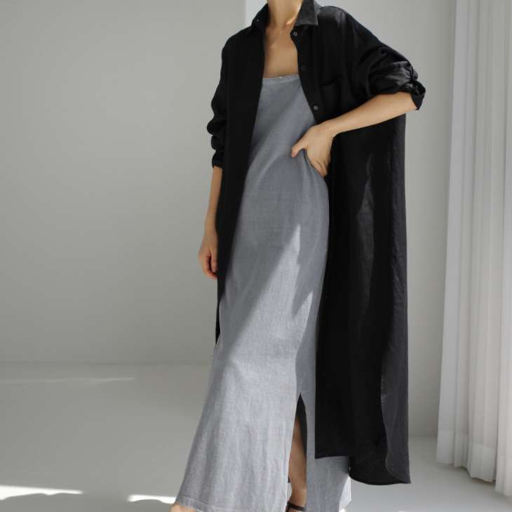 ロングワンピース リネン素材のスキッパー襟シャツワンピース
