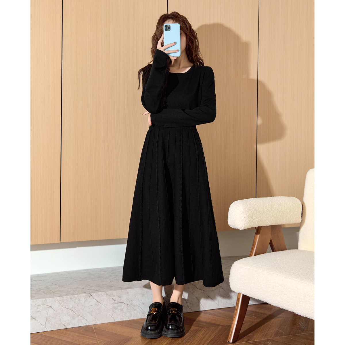 ロングワンピース ニット 優美なシルエット プリーツニットワンピース