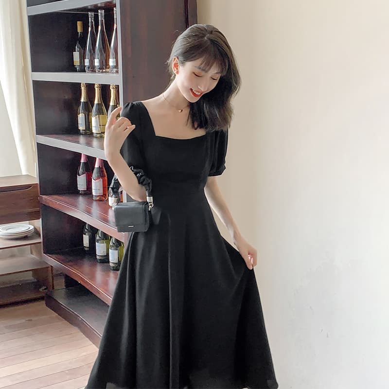 ロングワンピース スクエアネック半袖ロングワンピース