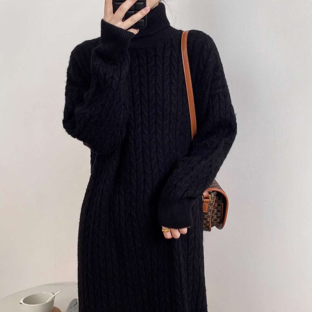 ロングワンピース ケーブル編みタートルネックロングワンピース