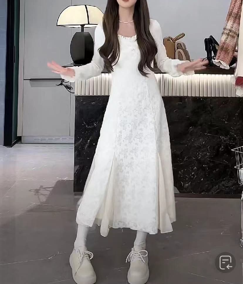 ロングワンピース レース編み込みクラシカルワンピース