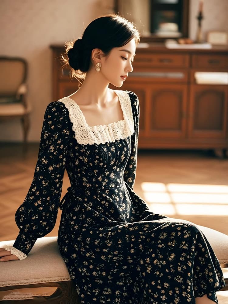 ロングワンピース レース 花柄レース襟付きクラシカルワンピース