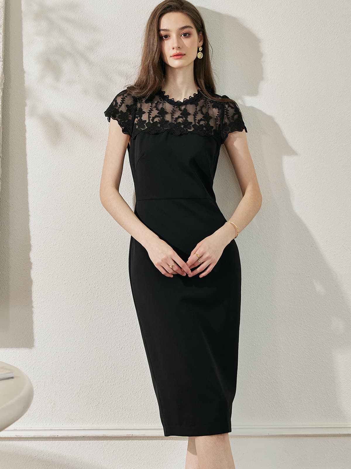 ロングワンピース レース 花刺繍レース切替ロングワンピース