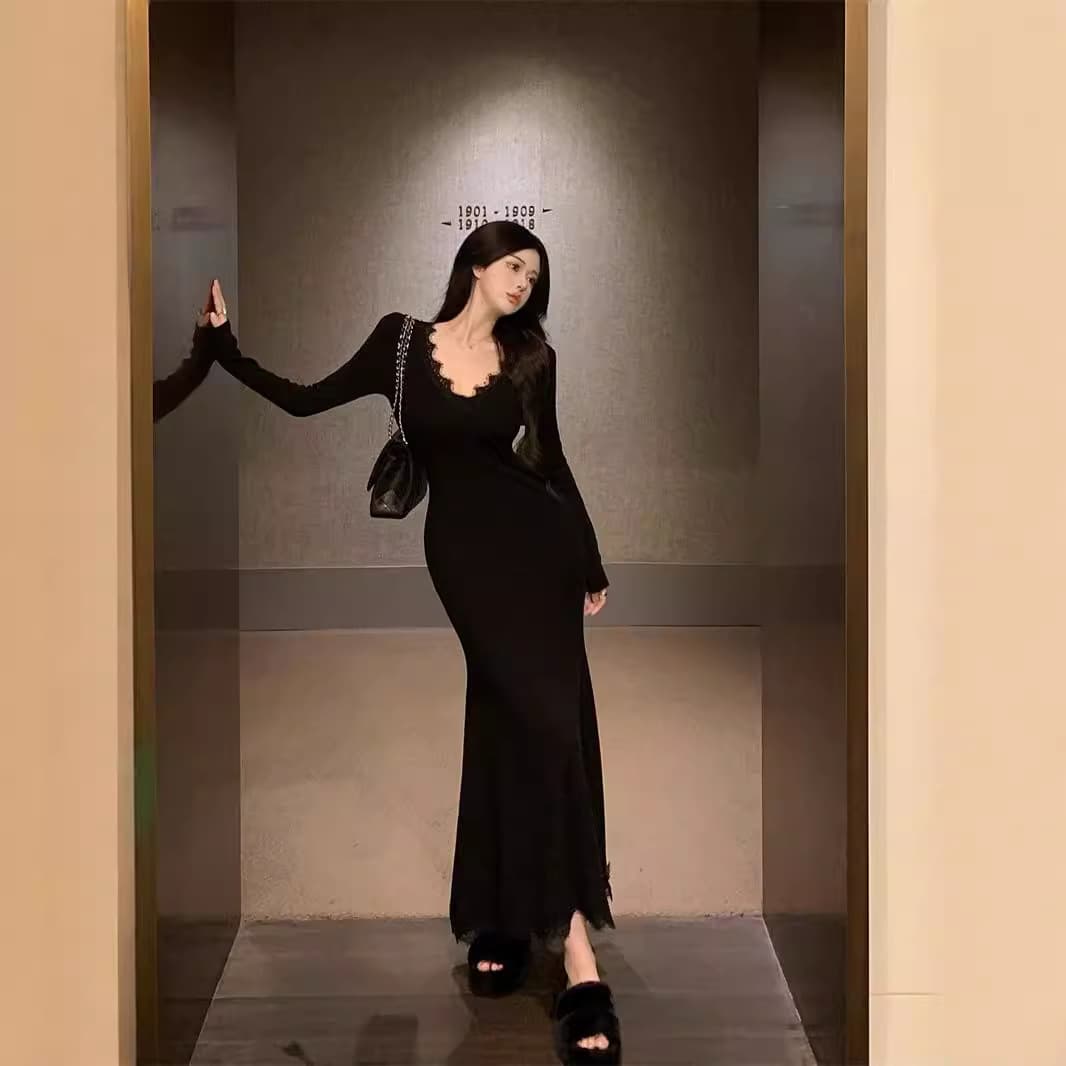ロングワンピース 優美なレースデコルテマーメイドワンピース