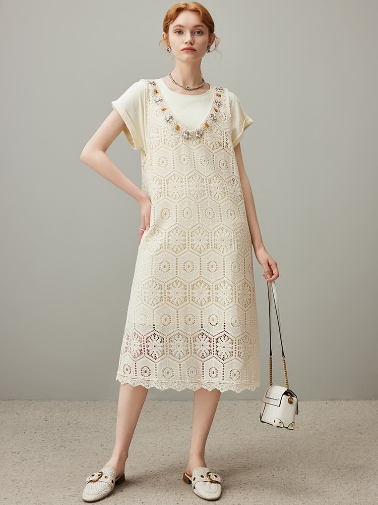 ロングワンピース レース 六角模様刺繍装飾ロングワンピース