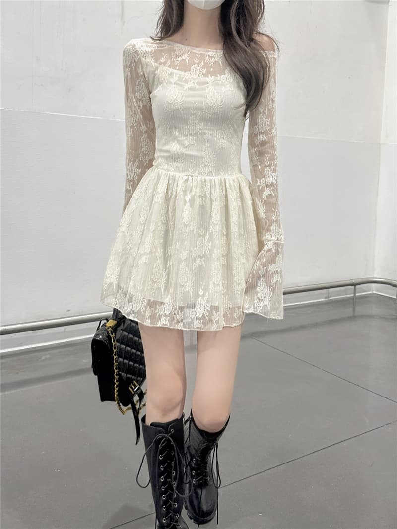 ロングワンピース レース花柄ボリューム袖ワンピース