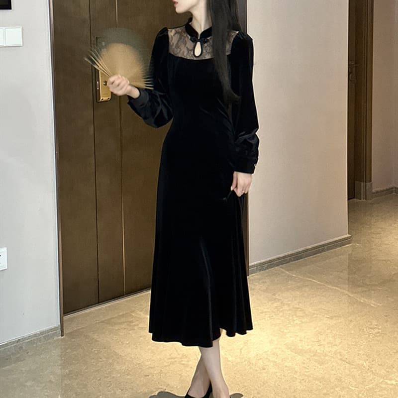 ロングワンピース レース襟付きベルベット調ロングワンピース