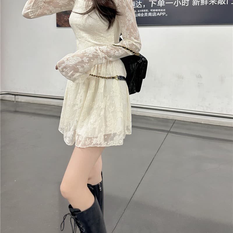 ロングワンピース レース花柄ボリューム袖ワンピース